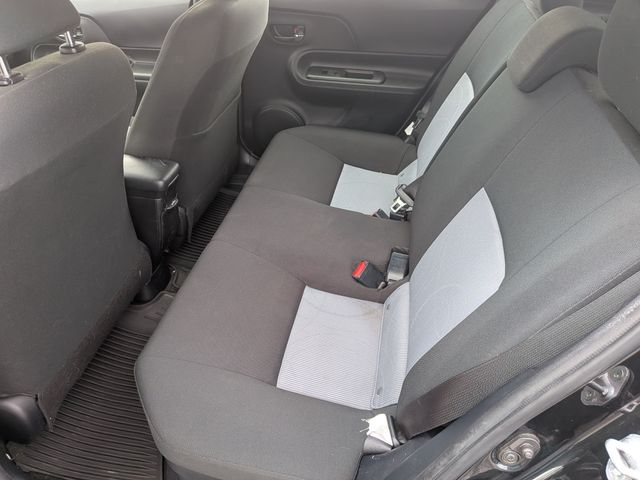 2018 Toyota Prius c - Image 24