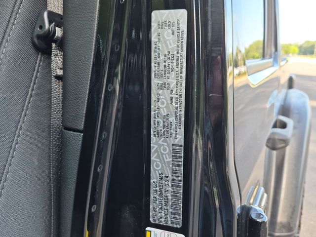 Used 2021 Black Jeep Mojave image 26