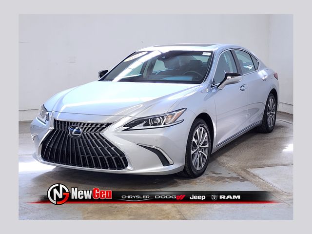 Silver 2023 Lexus ES 350 FWD Sedan Front-Wheel Drive 8-Speed Automatic