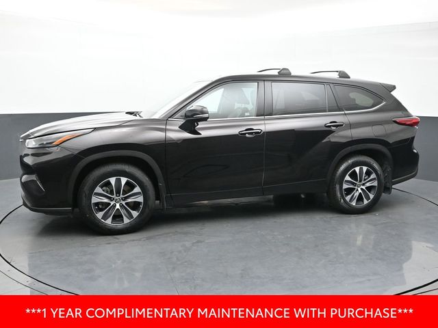 2022 Toyota Highlander XLE 2