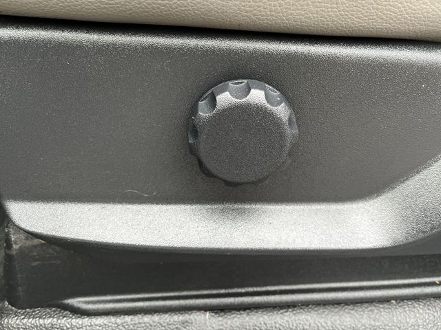 Used 2022 White Ford XL image 16