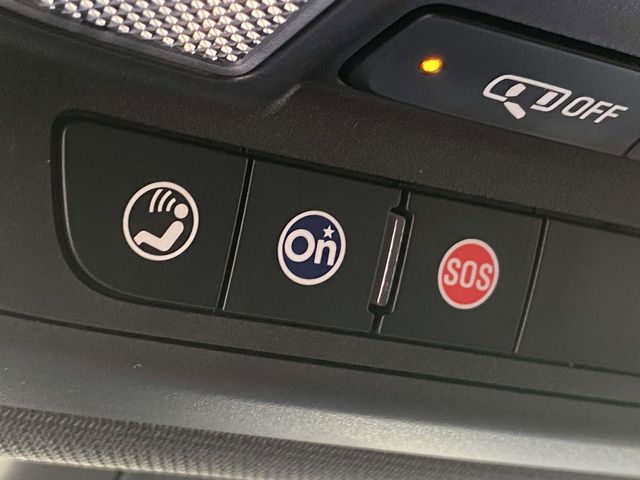 2022 Mosaic Black Metallic Chevrolet Traverse RS AWD SUV