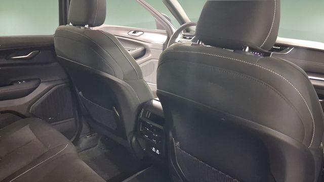 Used 2025 Jeep Grand Cherokee SUV