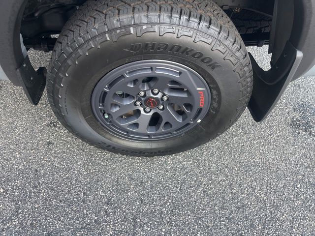 New 2025 Gray Nissan PRO-4X image 31