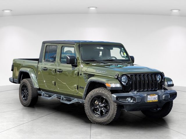 Sarge Green Clearcoat 2022 Jeep Gladiator Willys Crew Cab 4WD Pickup Truck Four-Wheel Drive 8-Speed Automatic