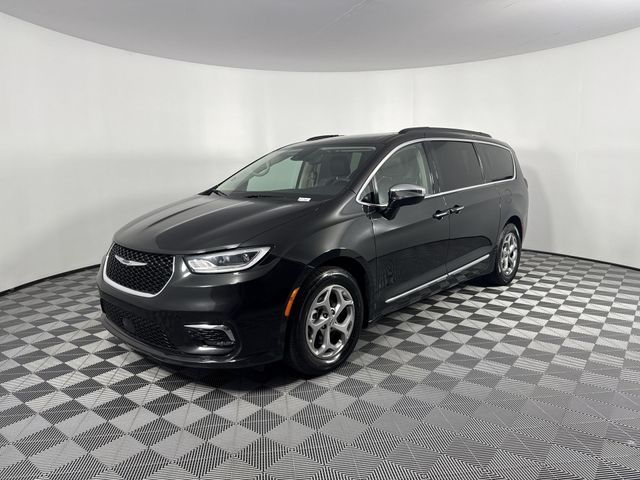 Used 2023 Chrysler Pacifica For Sale in Indianapolis, IN