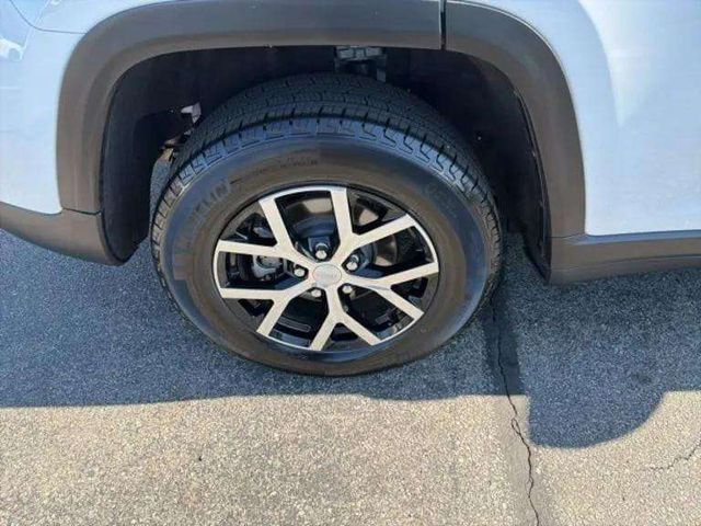 JeepGrand Cherokee16