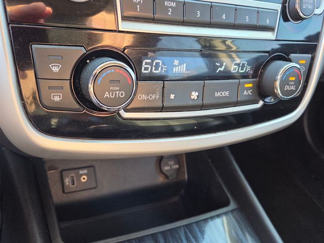 Used 2018 Silver Nissan 2.5 SL image 22