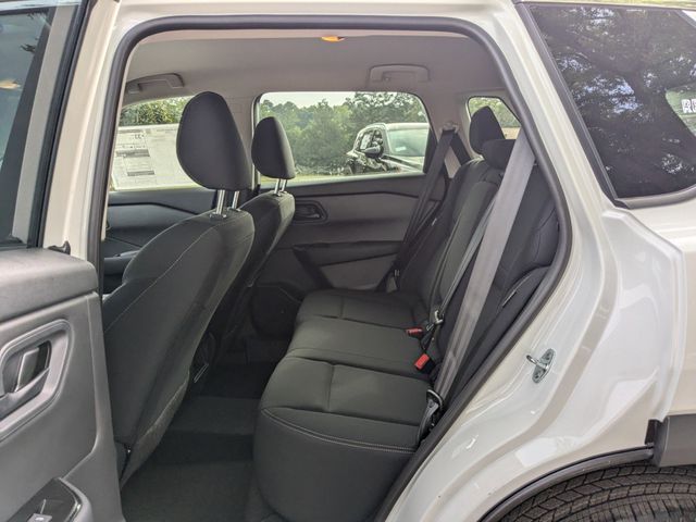 2025 Nissan Rogue S photo