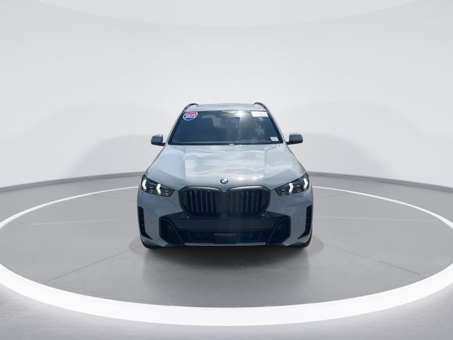 Used 2025 Gray BMW sDrive40i image 2