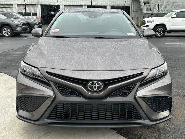 2021 Toyota Camry SE 22