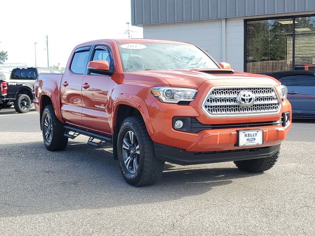 2017 Toyota Tacoma  3