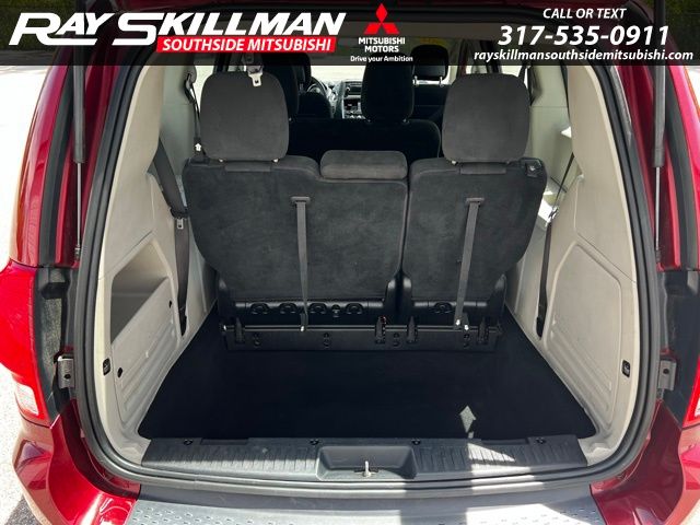 Used 2015 Red Dodge SE Plus image 12