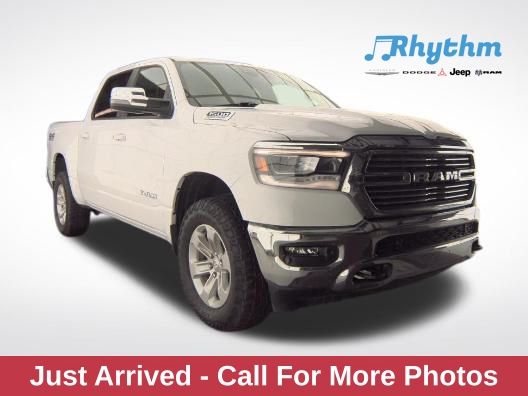 Bright White Clearcoat 2023 RAM 1500 Laramie Crew Cab 4WD Pickup Truck Four-Wheel Drive 8-Speed Automatic