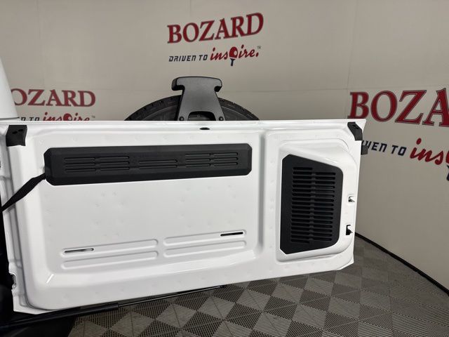 2025 Oxford White Ford Bronco Outer Banks 4X4 SUV