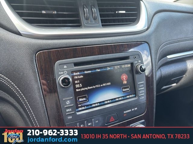 Used Car 2015 Chevrolet Traverse  2lt For Sale Under $10,000 In San Antonio, Texas