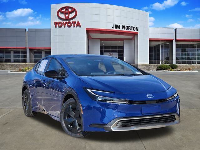 2026 Toyota Prius SE's photo