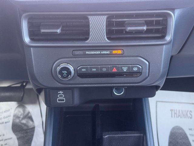 2025 Ford Maverick XL