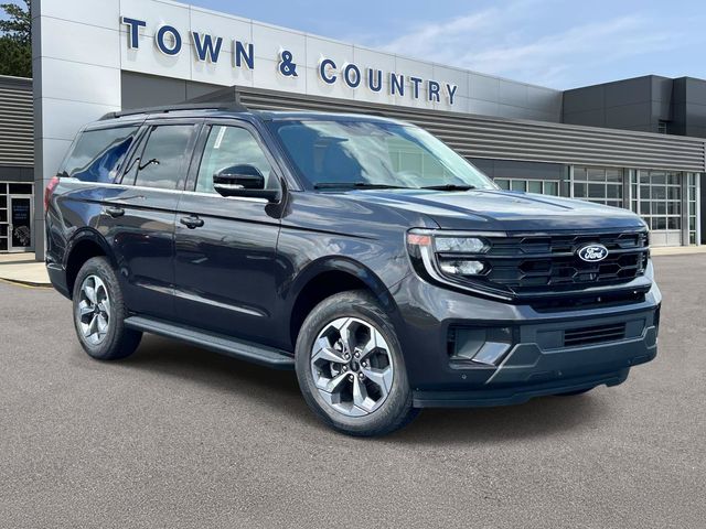 Dark Matter Gray Metallic 2027 Ford Expedition SUV / Crossover Four-Wheel Drive Automatic