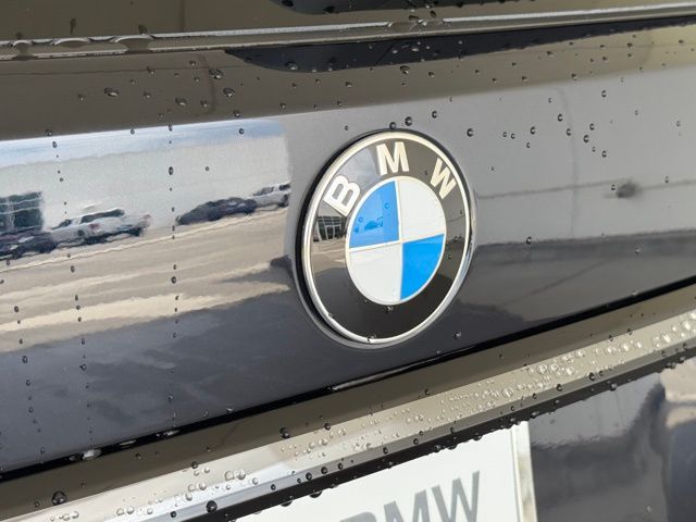 2026 BMW X7 40i - Photo 15