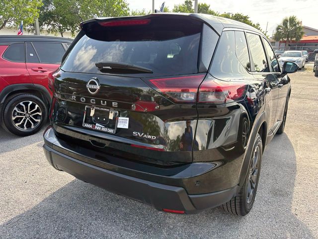 2024 Nissan Rogue SV - Photo 5
