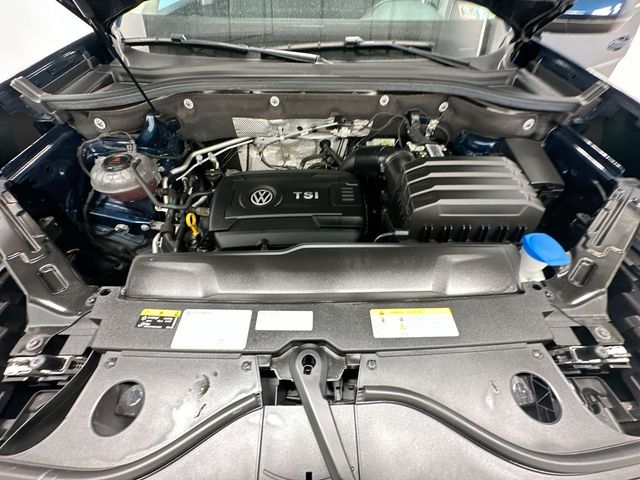 2023 Volkswagen Atlas 2.0T SE w/Technology Blue at Subaru and VW of Moon Township