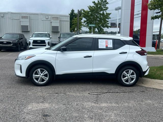 Used 2025 Nissan Kicks Play SUV