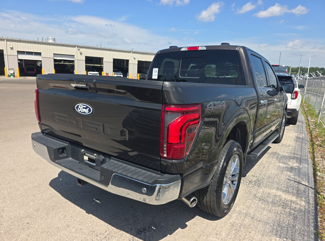 2024 Bronze Metallic Ford F-150 Lariat 4X4 Truck