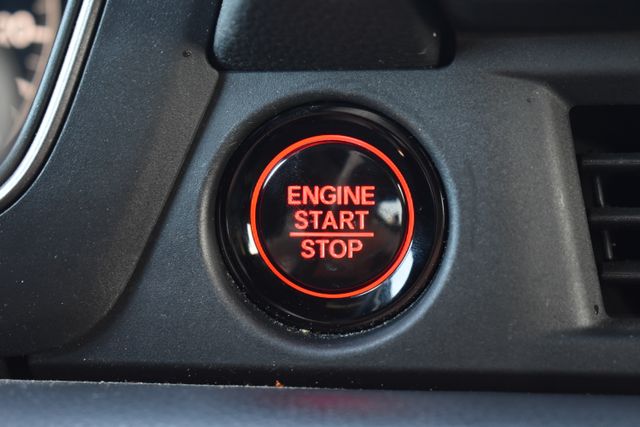 Used 2025 Honda Pilot SUV