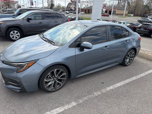 Gray 2021 Toyota Corolla SE FWD Sedan Front-Wheel Drive Continuously Variable Transmission