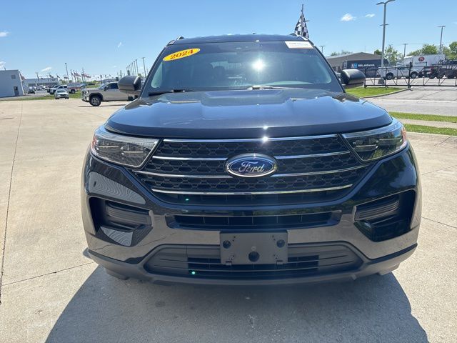 Certified Used 2024 Black Ford XLT image 5