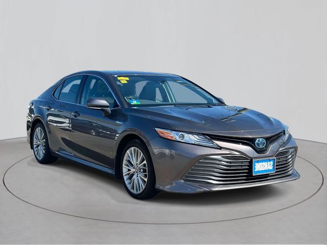 2020 Toyota Camry Hybrid XLE FWD