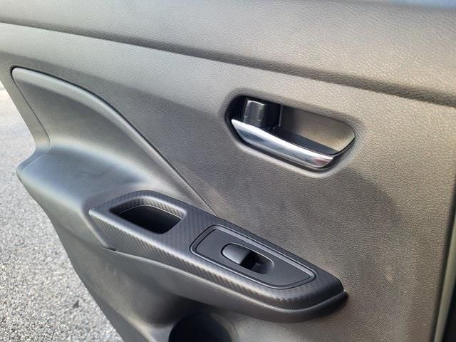 New 2025 White Nissan 1.6 SV image 17