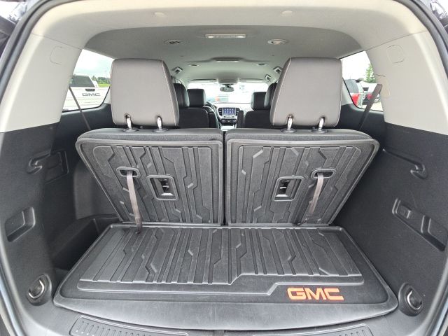 2023 GMC Acadia SLT:C02652A
