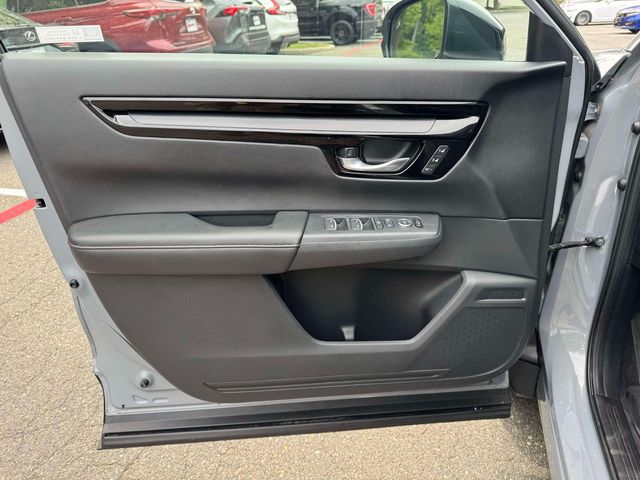 used 2025 Honda CR-V Hybrid car, priced at $37,444