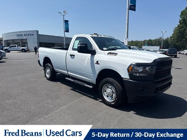 Bright White Clearcoat 2023 RAM 2500 Pickup Truck Four-Wheel Drive 6-Speed Automatic
