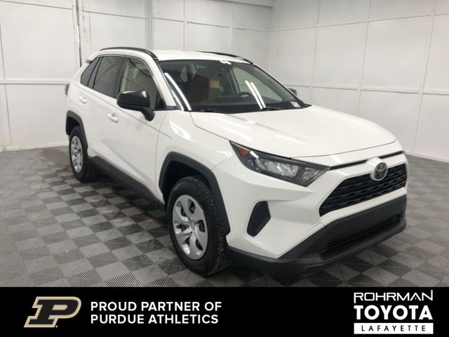 2020 Toyota RAV4 LE 8