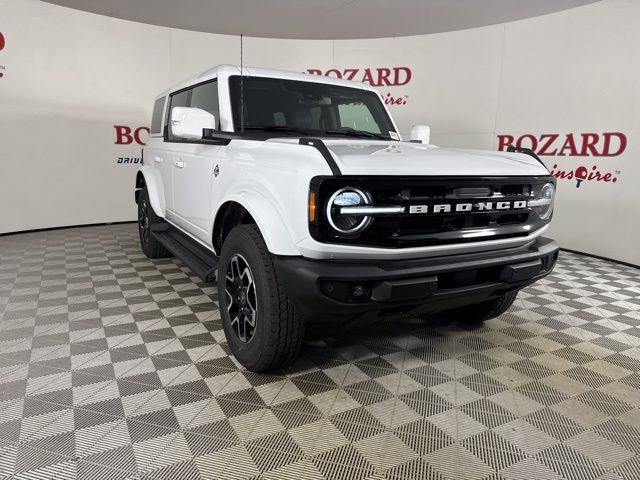 2025 Oxford White Ford Bronco Outer Banks 4X4 SUV