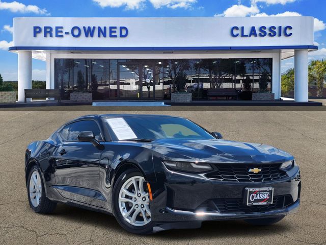Black 2022 Chevrolet Camaro Coupe Rear-Wheel Drive 8-Speed Automatic