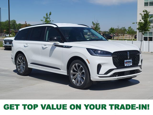 Pristine White Metallic Tri-Coat 2026 Lincoln Aviator SUV / Crossover All-Wheel Drive Automatic