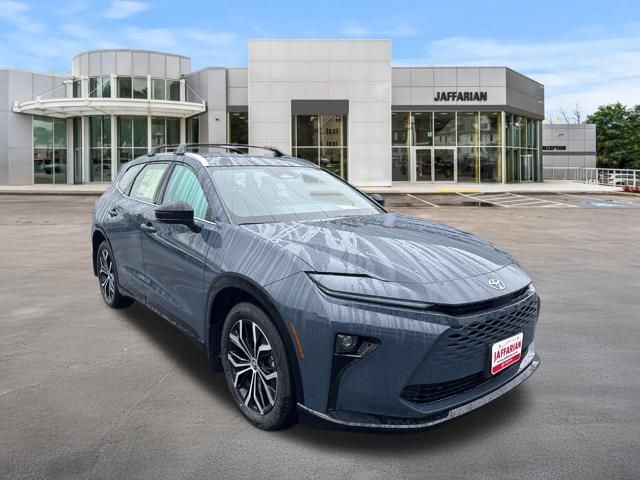 White (Cloud) 2026 Toyota Crown Signia XLE AWD SUV / Crossover All-Wheel Drive Continuously Variable Transmission