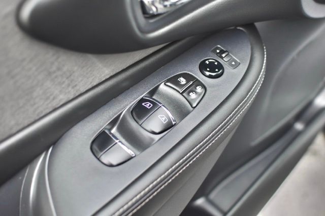 Used 2024 Nissan Murano SL 4D Sport Utility