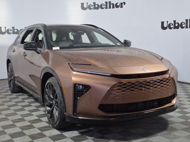 Bronze Age w/Black Roof 2026 Toyota Crown Signia SUV / Crossover All-Wheel Drive Continuously Variable Transmission