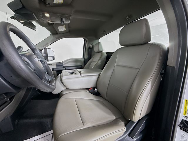 2022 Ford F-350SD XL photo