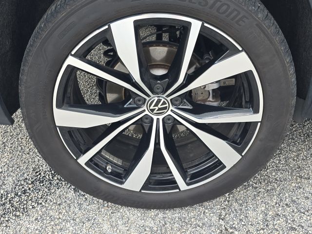 2024 Volkswagen Atlas 2.0T SEL Premium R-Line:169225A