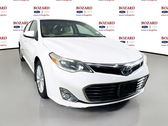 2014 Blizzard Pearl Toyota Avalon Hybrid Limited Sedan