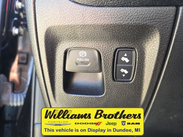 2021 Ram 1500 Big Horn/Lone Star - Diamond Black Crystal Pearlcoat exterior view 17