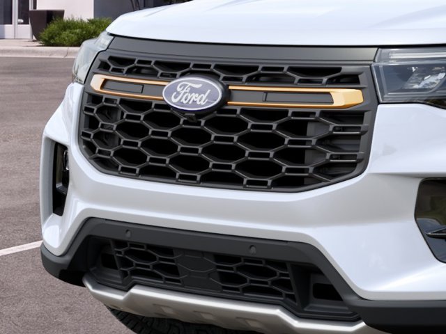 New 2027 White Ford Tremor image 17
