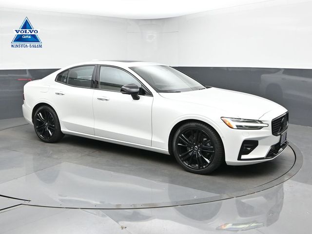 2023 Volvo S60 B5 Plus Black Edition AWD