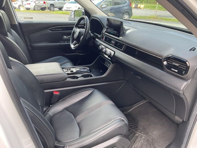 Used 2024 Honda Pilot SUV
